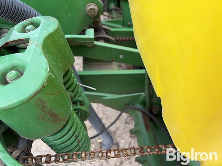 john-deere-1770-image-11