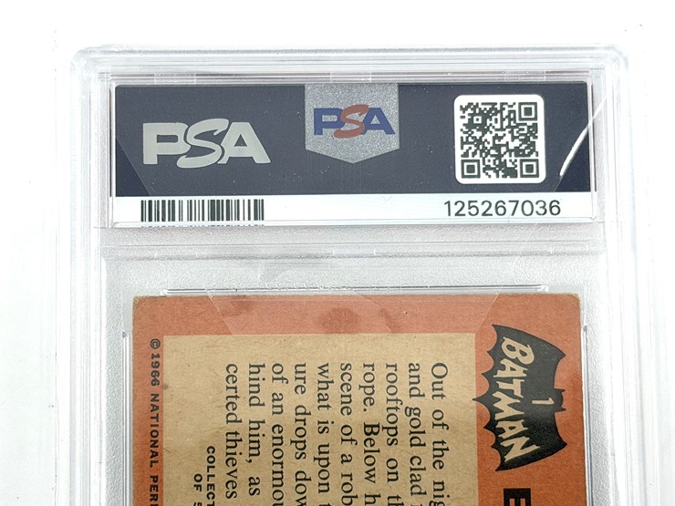 #1062-•-1966-topps-batman-#1-trading-card-image-3