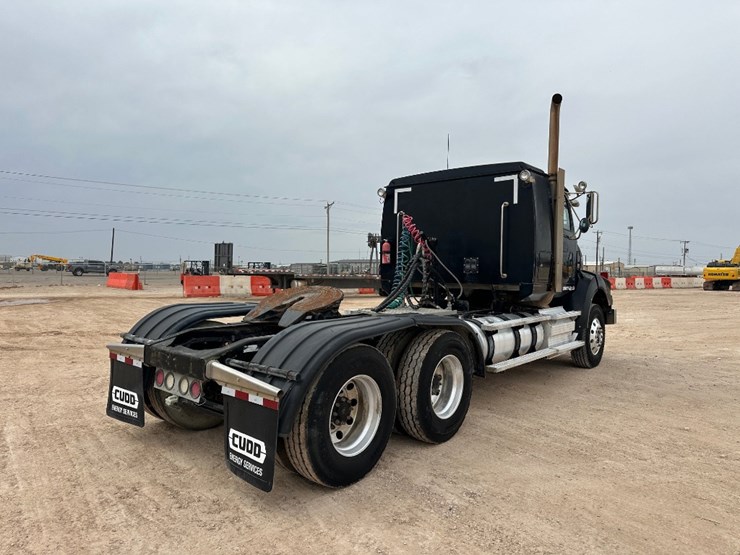 2011-western-star-4900-image-4