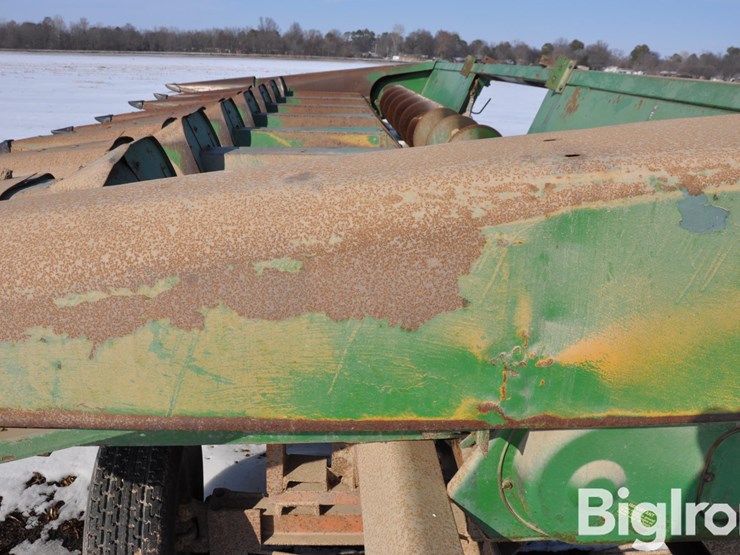 john-deere-843-image-11