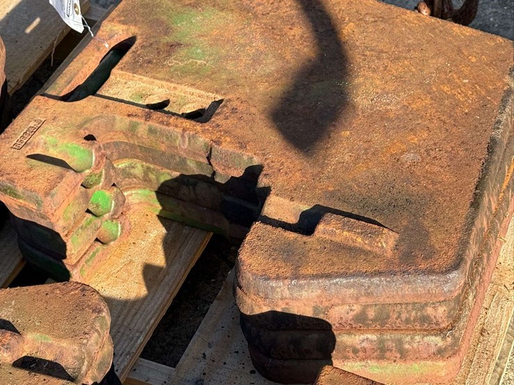 (4)-john-deere-suitcase-weights-image-4