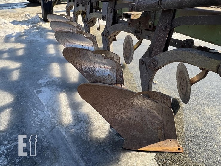 john-deere-8200-image-6