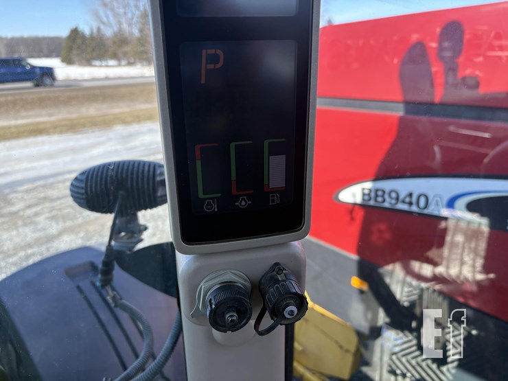 2012-john-deere-7280r-image-31