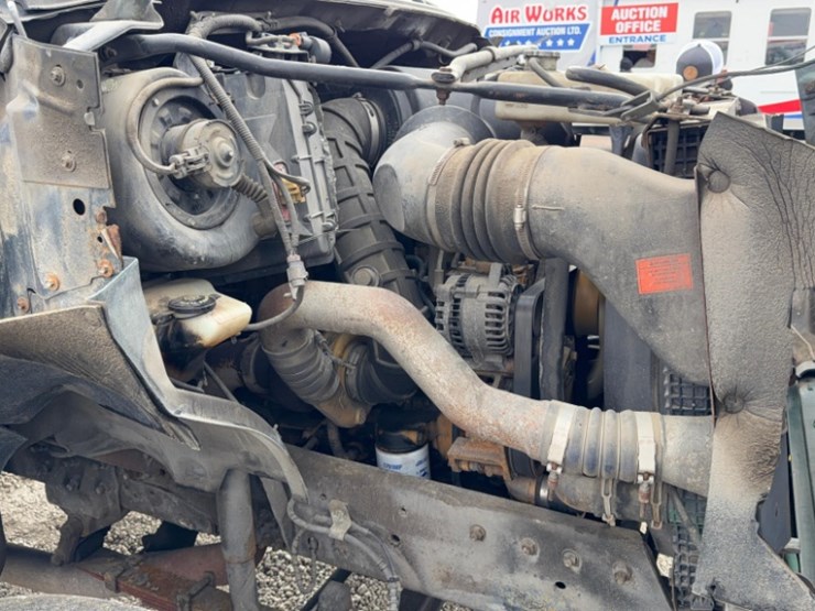 2000-ford-f650-image-15