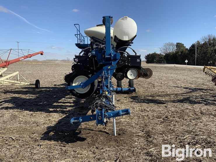 2013-kinze-3660-image-2