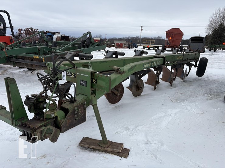 john-deere-2800-image-2