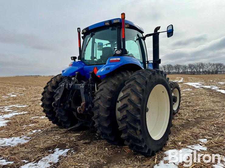 new-holland-t8020-image-5