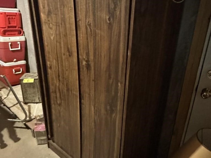 wood-cabinet-image-4