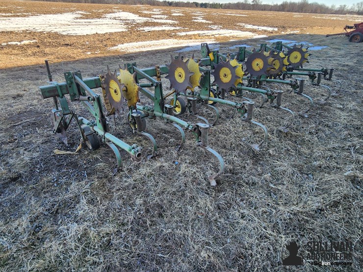 john-deere-er104-6r30"-cultivator-image-7