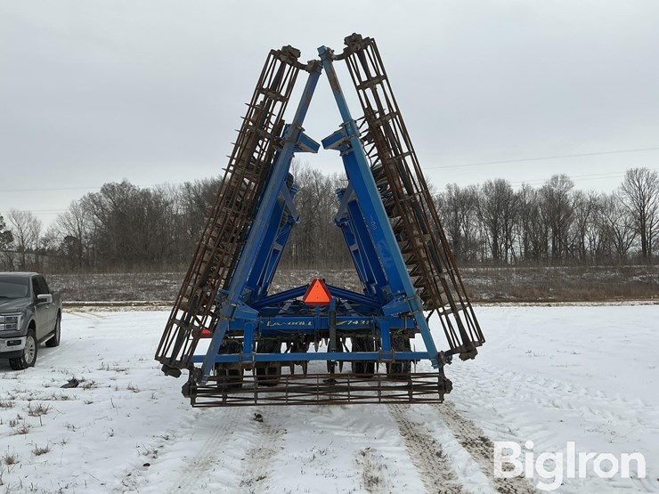 2013-landoll-7431-29-image-6