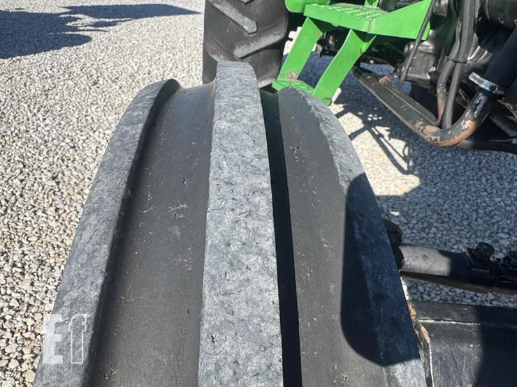 1992-john-deere-5200-image-5