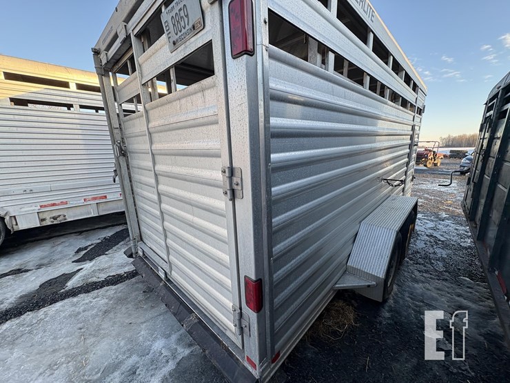 2012-featherlite-16-ft-image-4