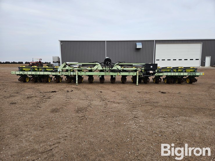 john-deere-2-image-2