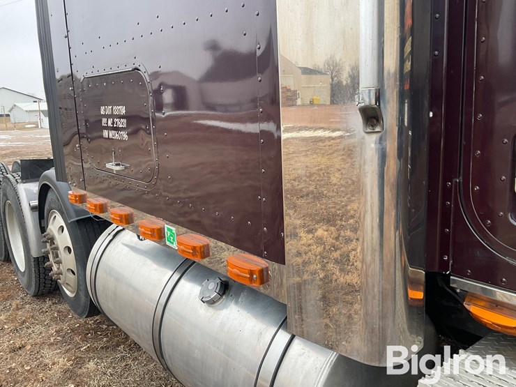 1998-international-9300-eagle-image-16