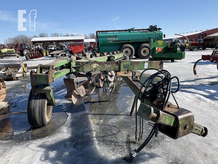 john-deere-8200-image-3