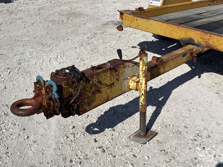 1984-charles-machine-works-s4a-s/a-tilt-deck-trailer-image-13