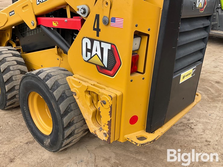 2022-caterpillar-242d3-image-14