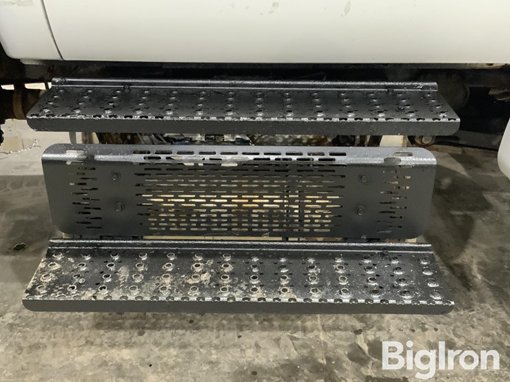 2011-ford-f750-xl-image-14