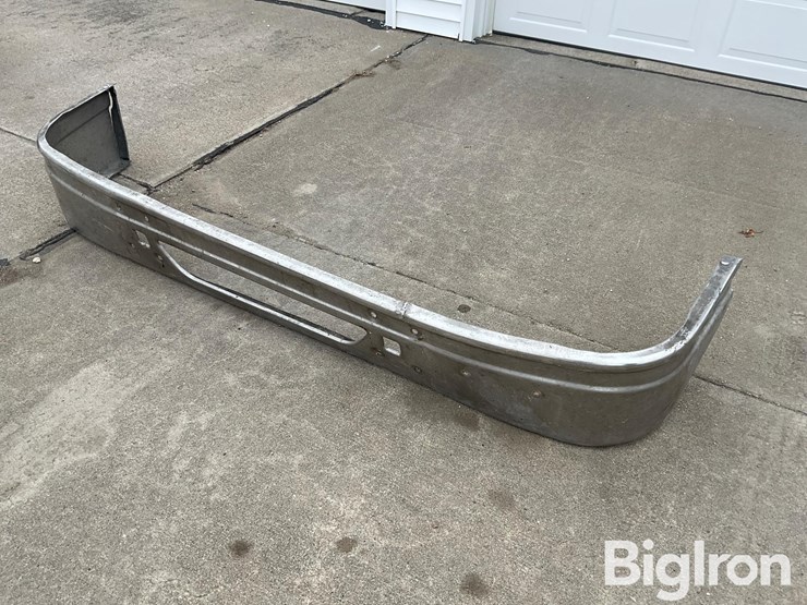 international-9000-image-1