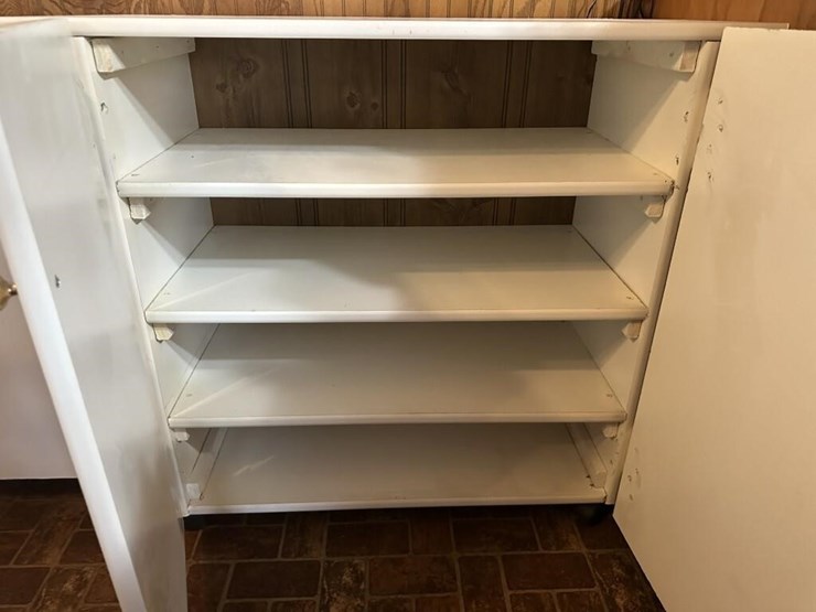 wooden-standing-cabinets-image-6