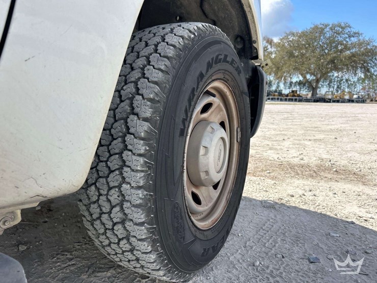 2015-ford-f250-image-25