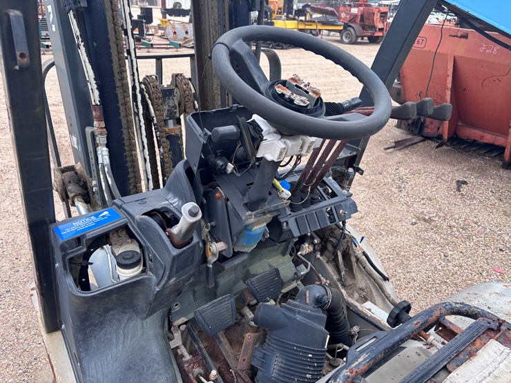 #2580-•-nissan-forklift-|-for-parts/repairs-image-7