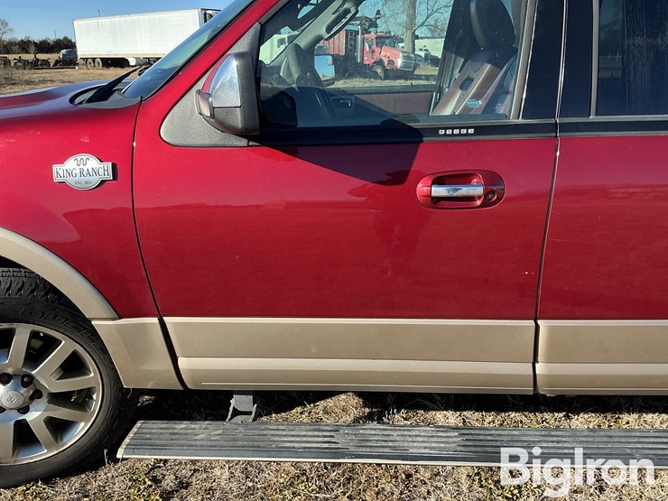 2014-ford-expedition-image-14