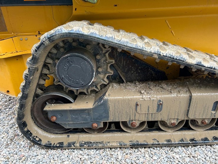 2020-deere-325g-image-13