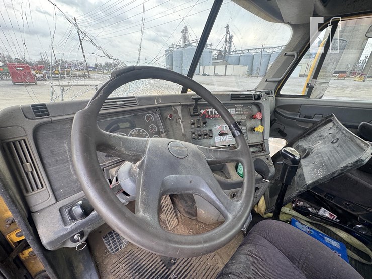 freightliner-image-22