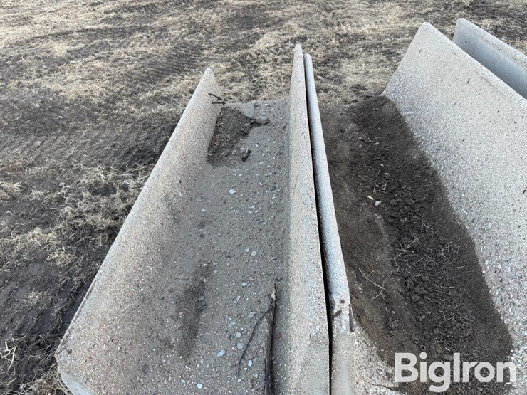 8'-concrete-feed-bunks-image-17