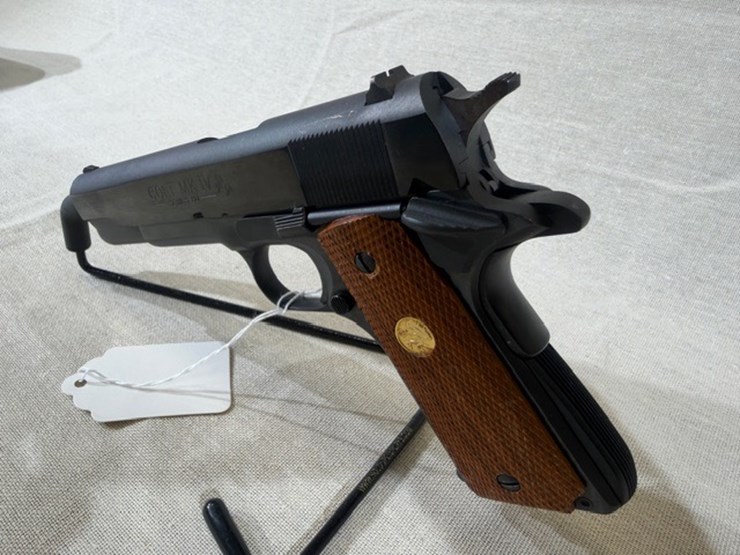 #230-•-colt-government-mark-iv-series-80-pistol-image-17