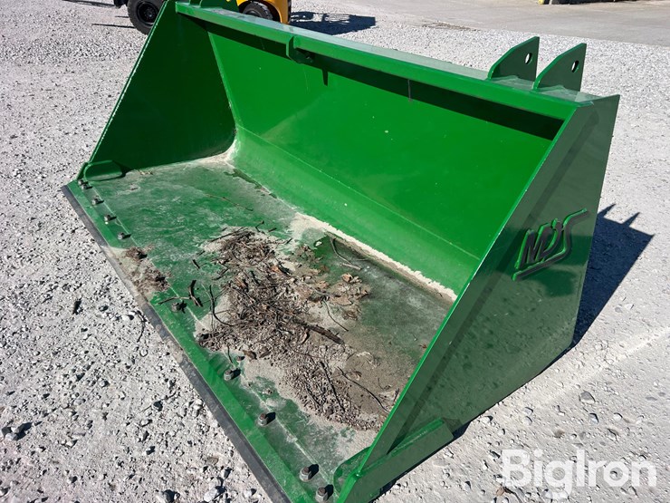 mds-8.5'-bucket-image-9