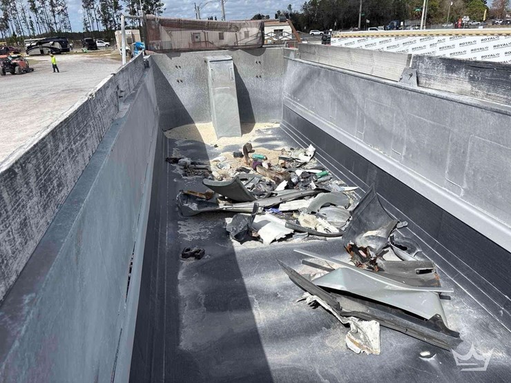 2006-axle-end-dump-image-8