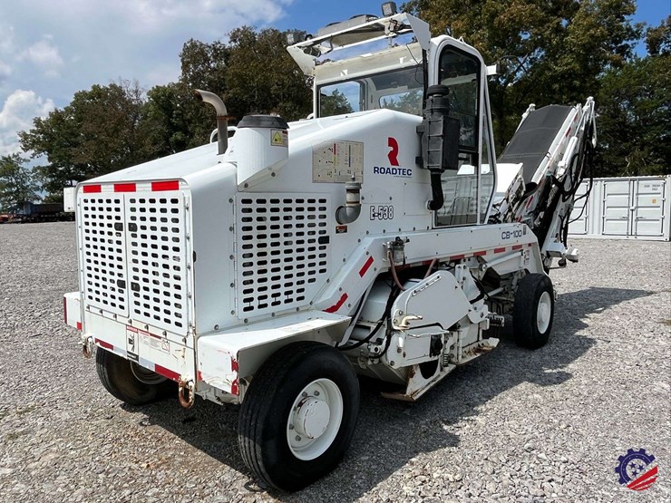 roadtec-cb100-sweeper-conveyor-image-29