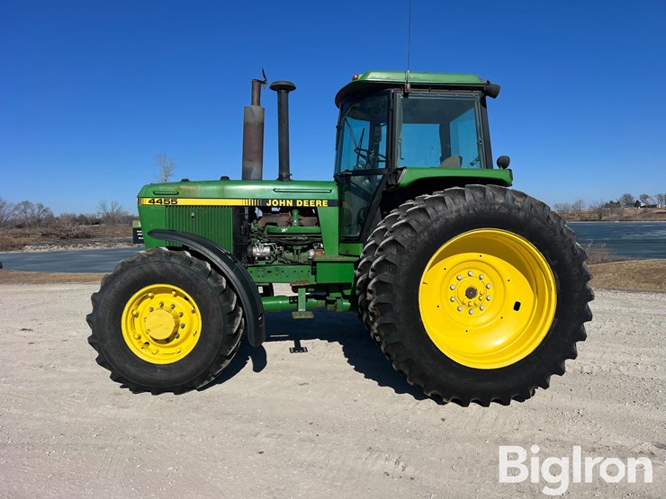 1990-john-deere-4455-image-8