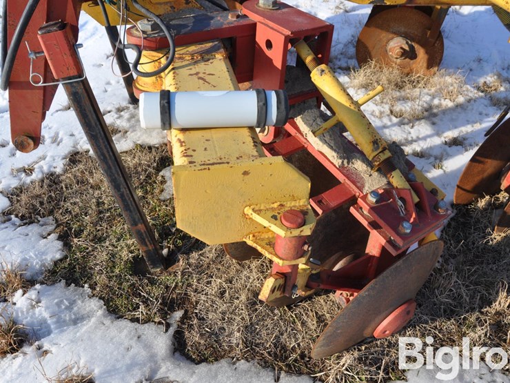 sunflower-9210-3-pt-levee-plow-w/-seeder-&-packer-image-10