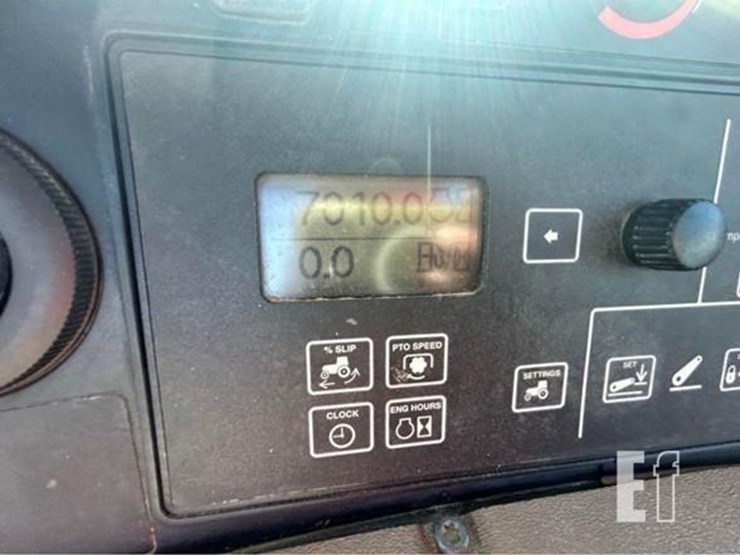 2009-john-deere-8330-image-22