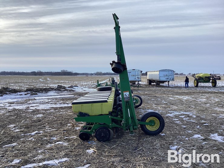 1997-john-deere-1710-image-4