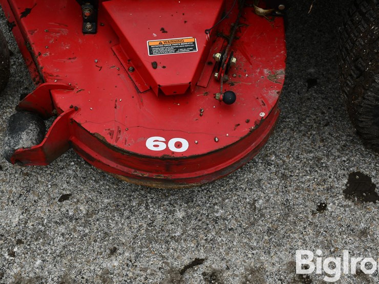 2015-shivvers-country-clipper-25560kaj-1040-riding-lawn-mower-image-11