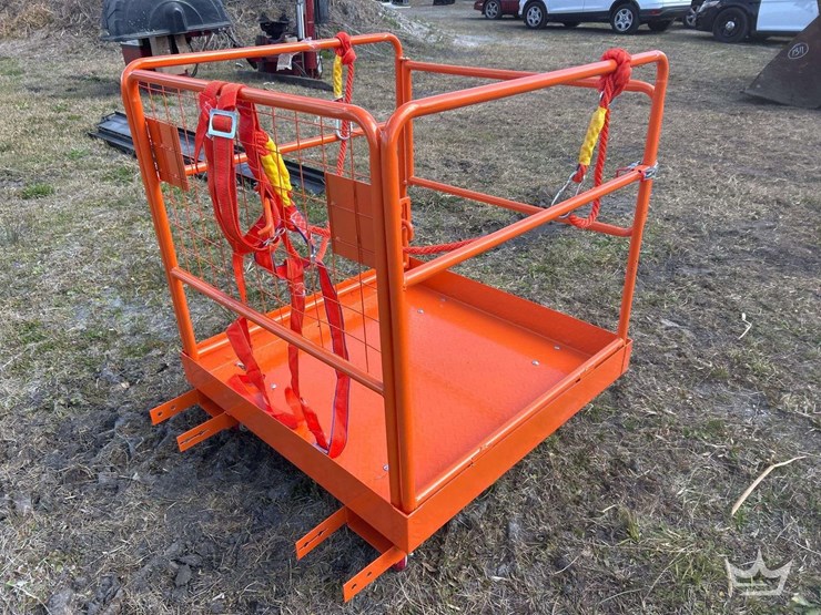 safety-basket-forklift-attachment-image-3