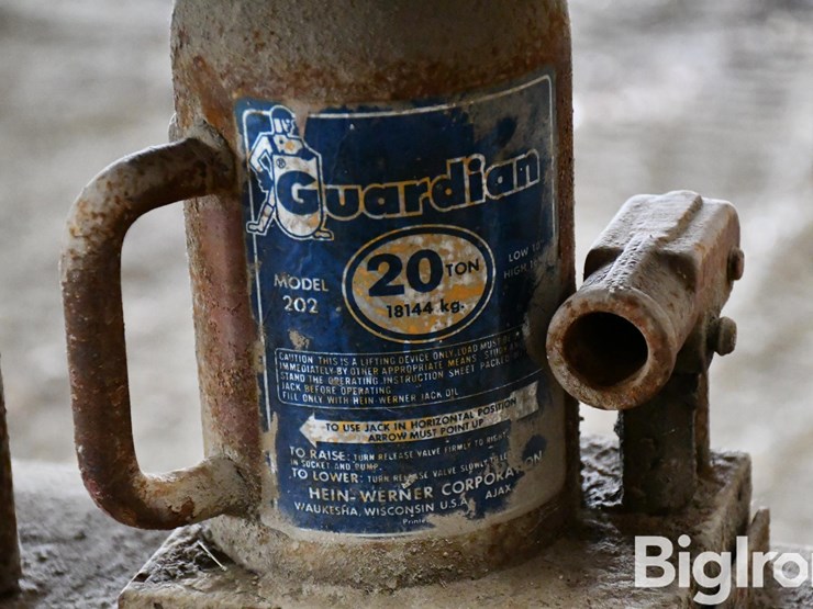 guardian-202-20-ton-press-image-13