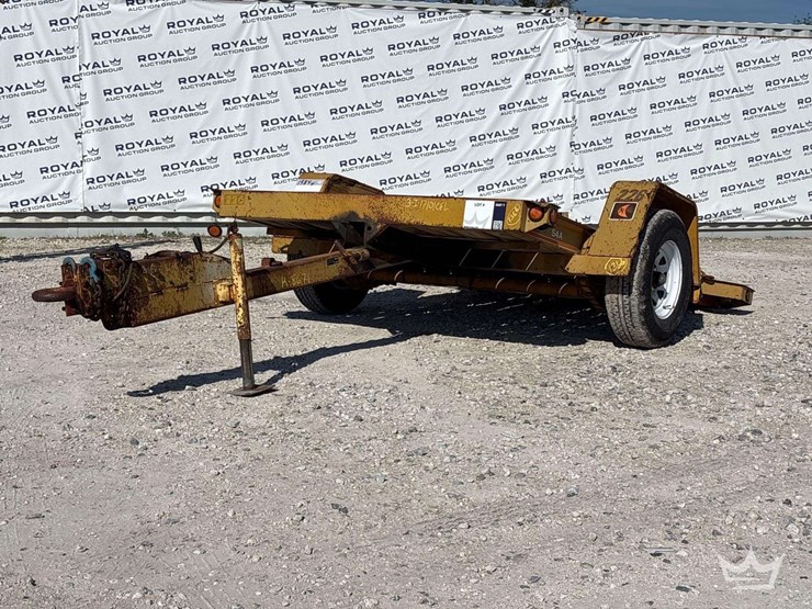 1984-charles-machine-works-s4a-s/a-tilt-deck-trailer-image-1