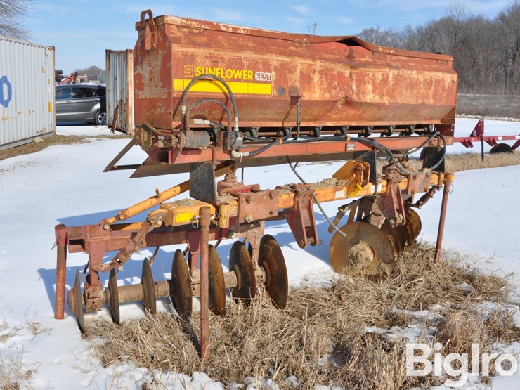 sunflower-9210-seeder-w/-levee-disk-image-3