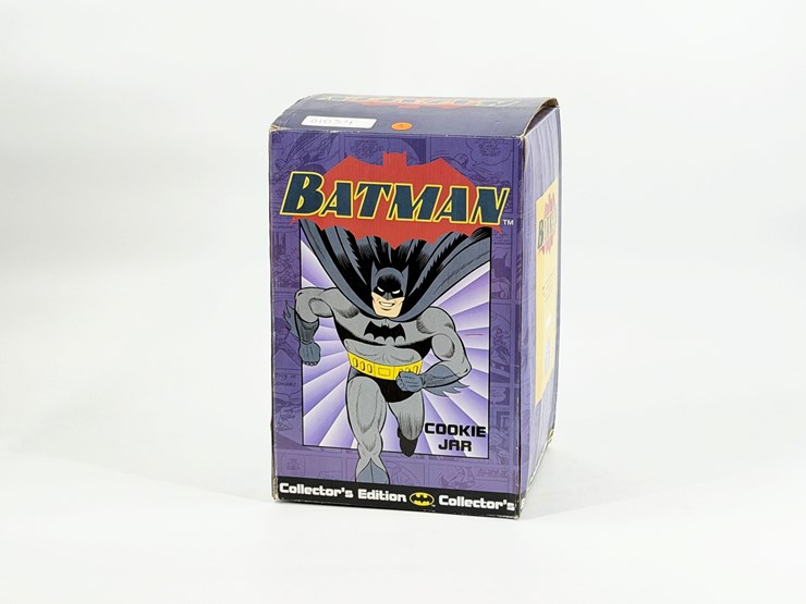 #1054-•-batman-cookie-jar-image-9