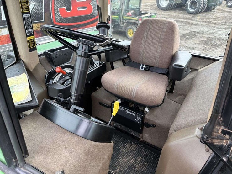 1989-john-deere-4555-image-18