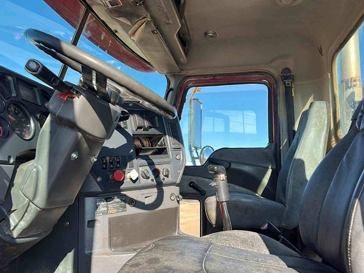 2012-mack-chu-(pinnacle)-image-8