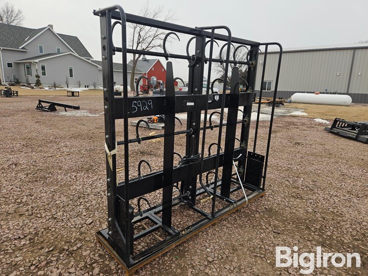 2025-giyi-hbc85-skid-steer-hay-bale-collector-image-1