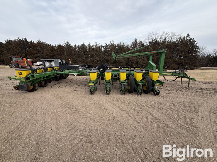 john-deere-1770-image-4