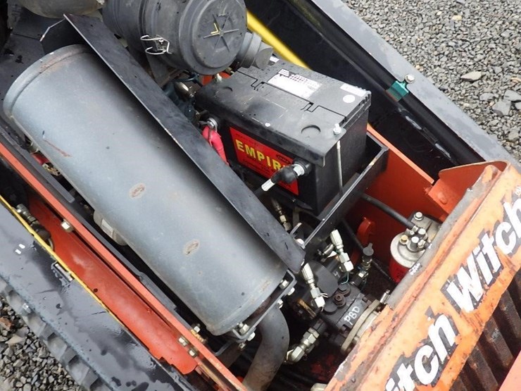 2019-ditch-witch-sk800-image-10