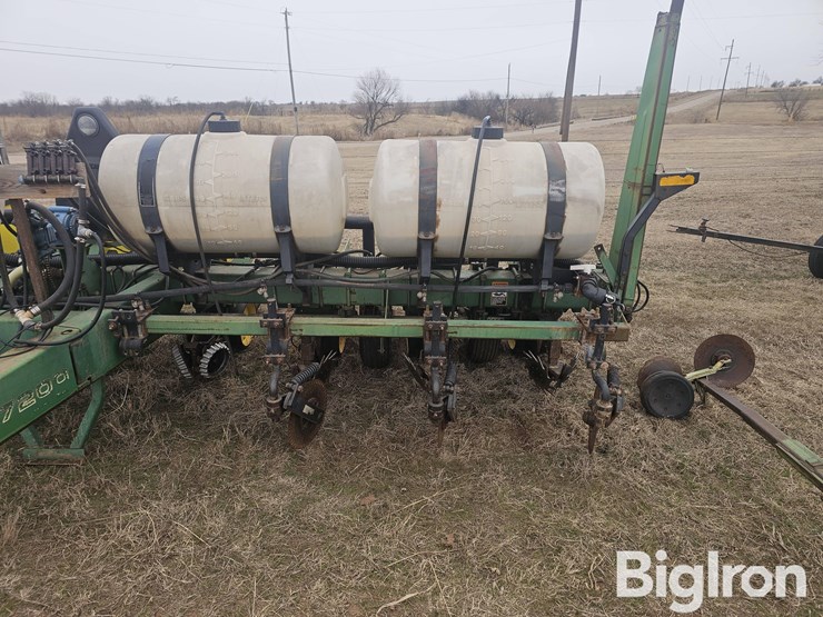 john-deere-7200-image-20